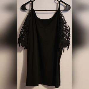 Black Cold-shoulder Top featuring intricate lace-hollowed sleeves & a V-neck XL